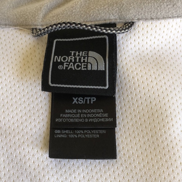 The North Face Women’s Zip Up Jacket - Picture 6 of 8